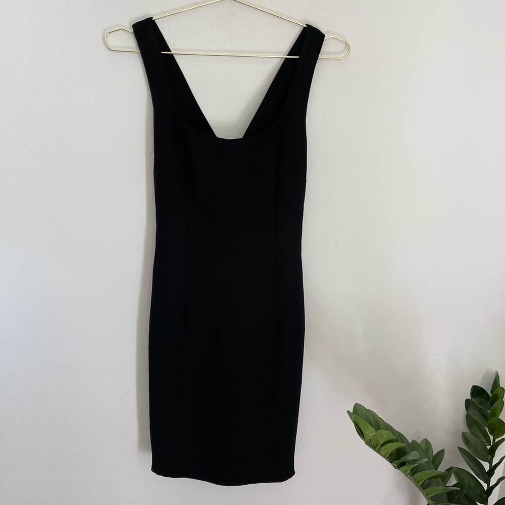 Y COLLECTION Vintage Crossed Back Crepe Mini Dress Size 6